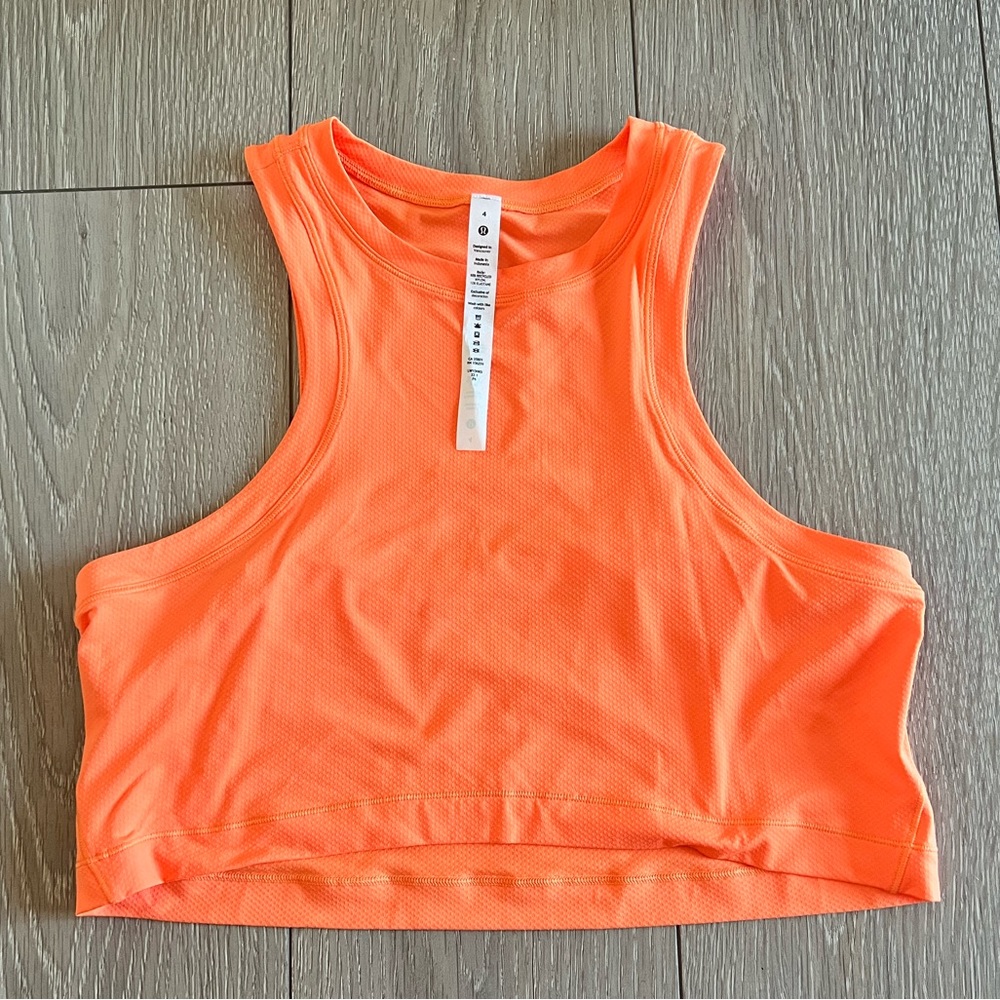 LULULEMON SIZE 4 CROPPED RACERBACK TOP!!!